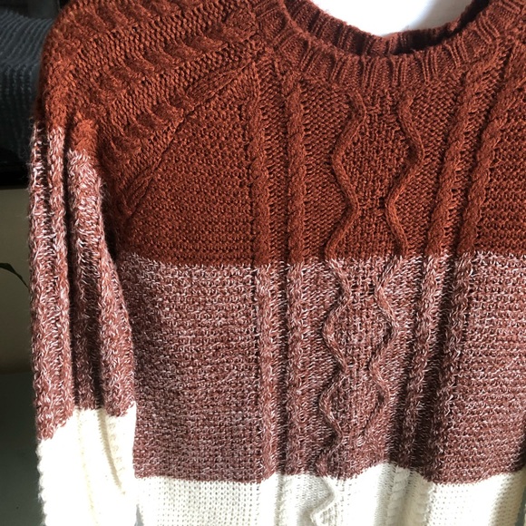 Tri-Color Sweater - Picture 2 of 2